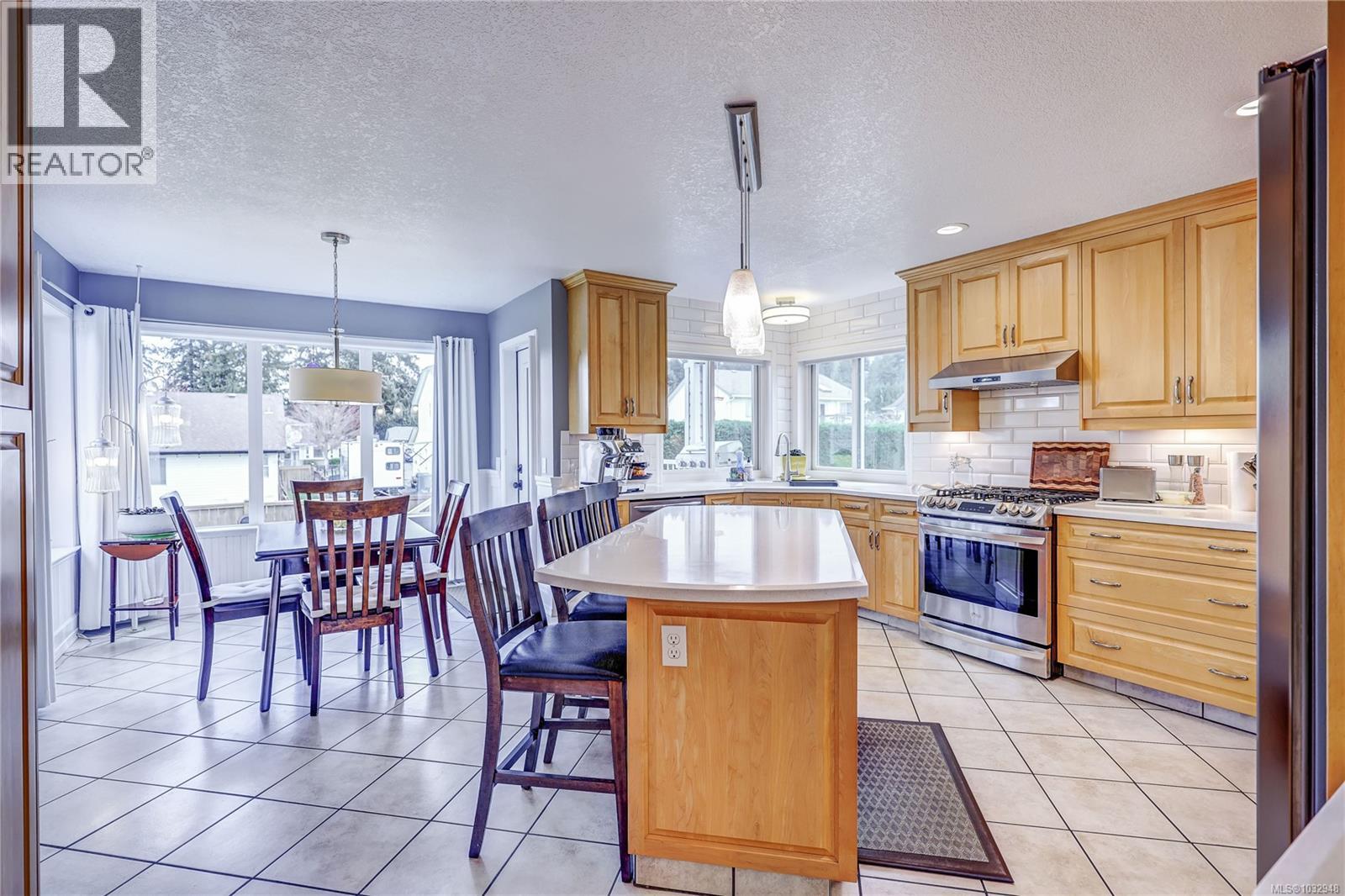 5954 Monashee Way - 15