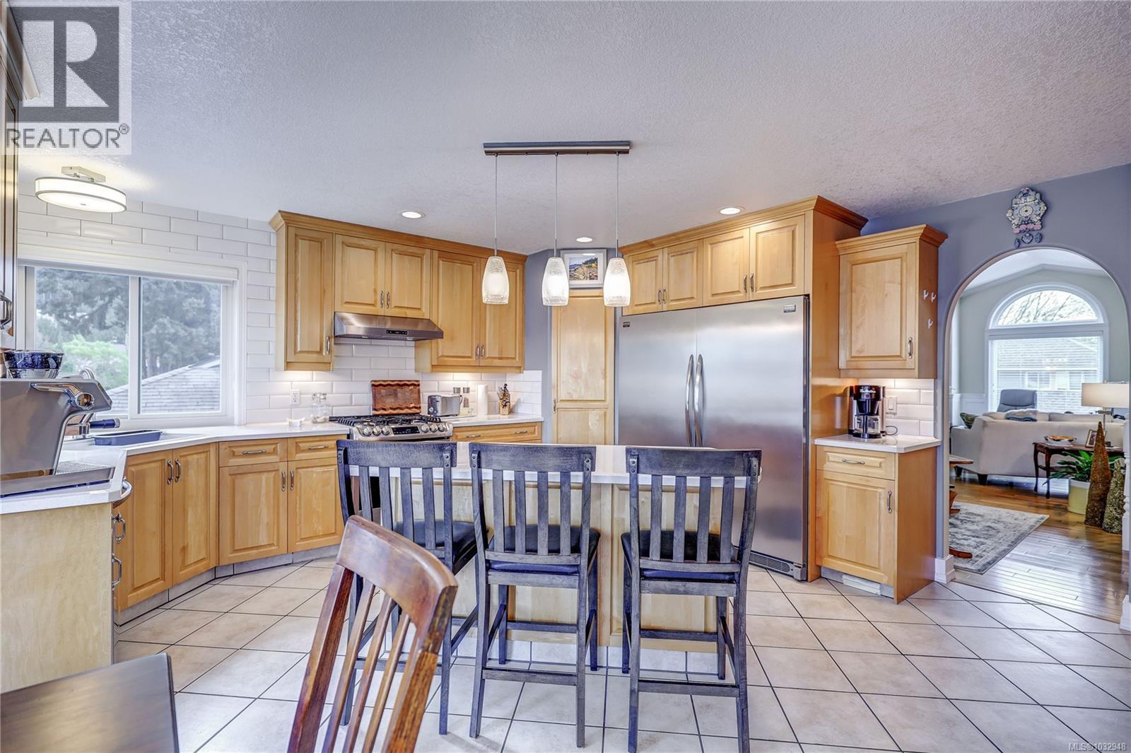 5954 Monashee Way - 19