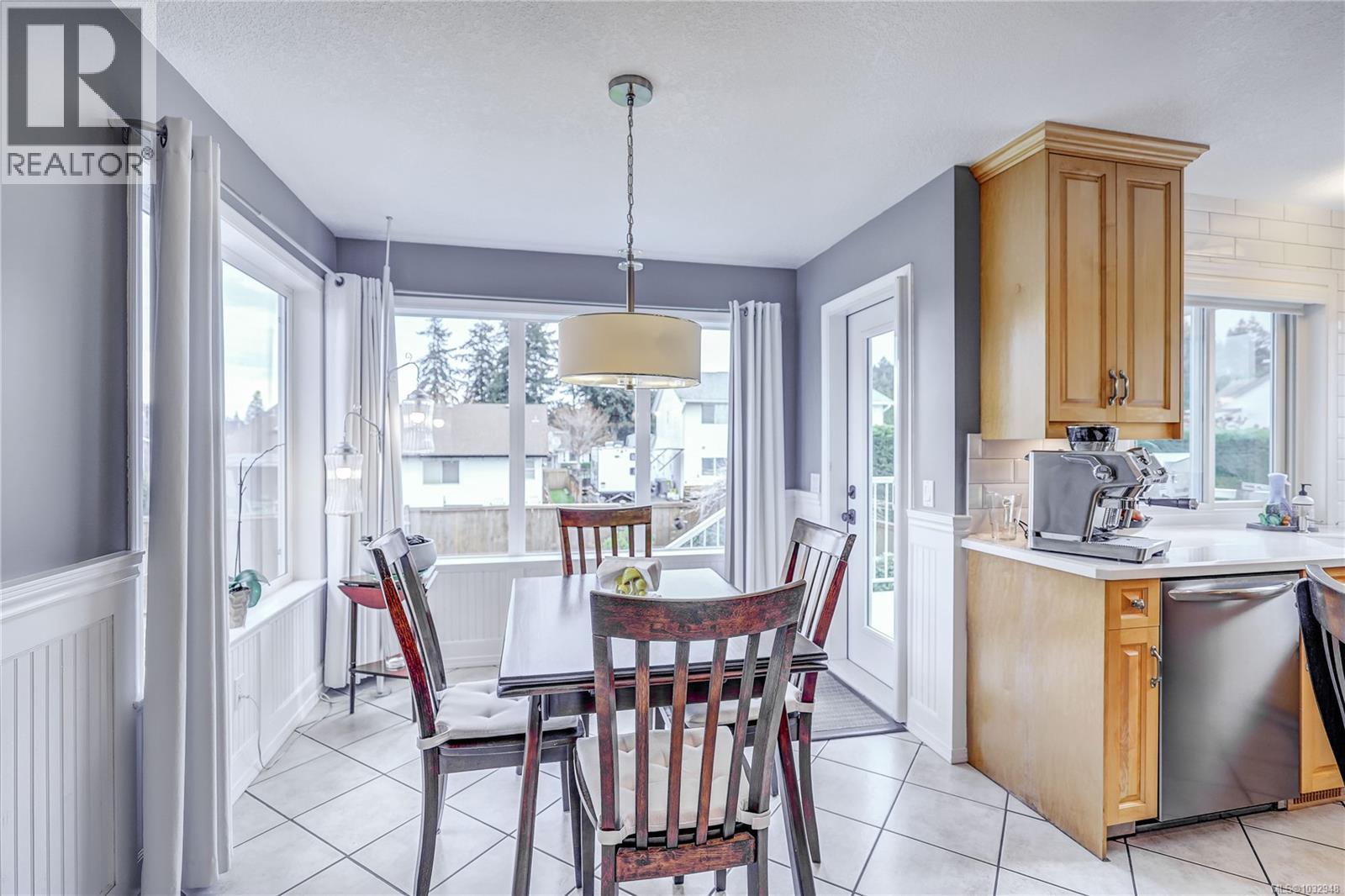 5954 Monashee Way - 20