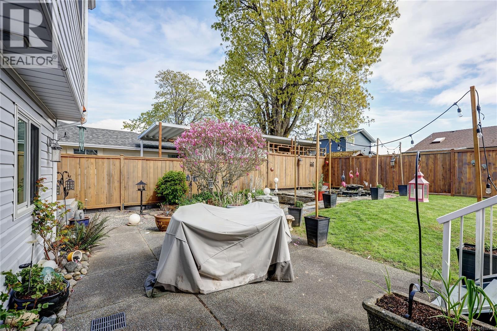 5954 Monashee Way - 42