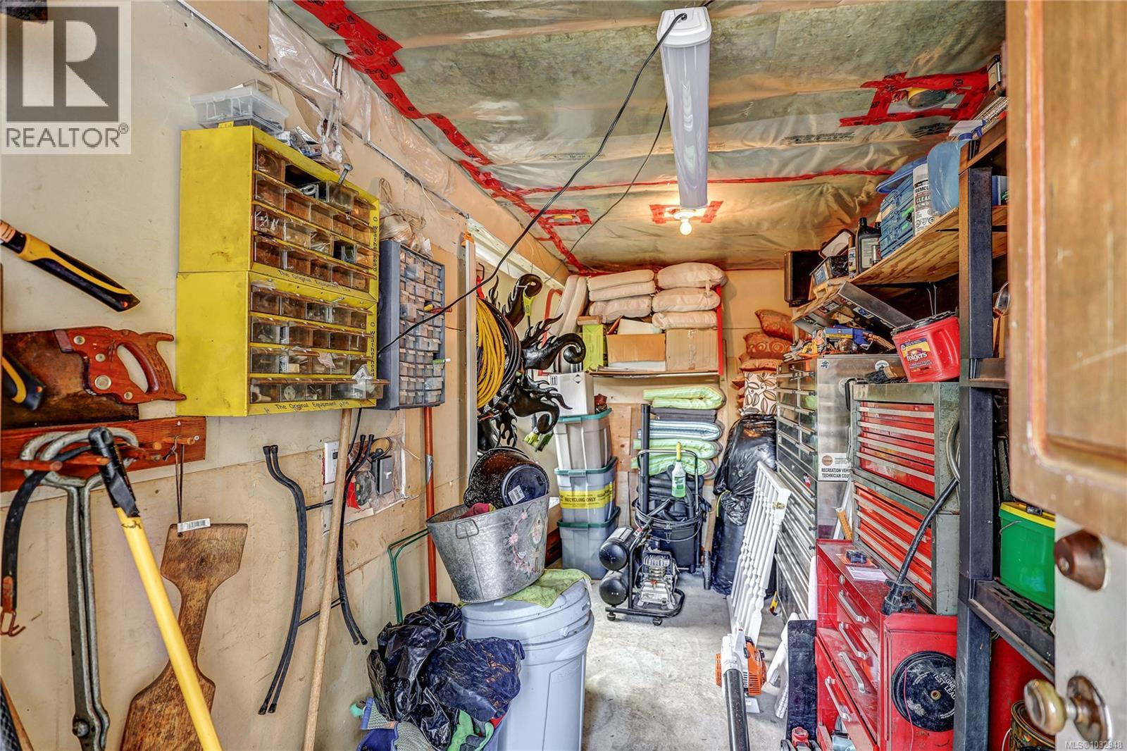 5954 Monashee Way - 43