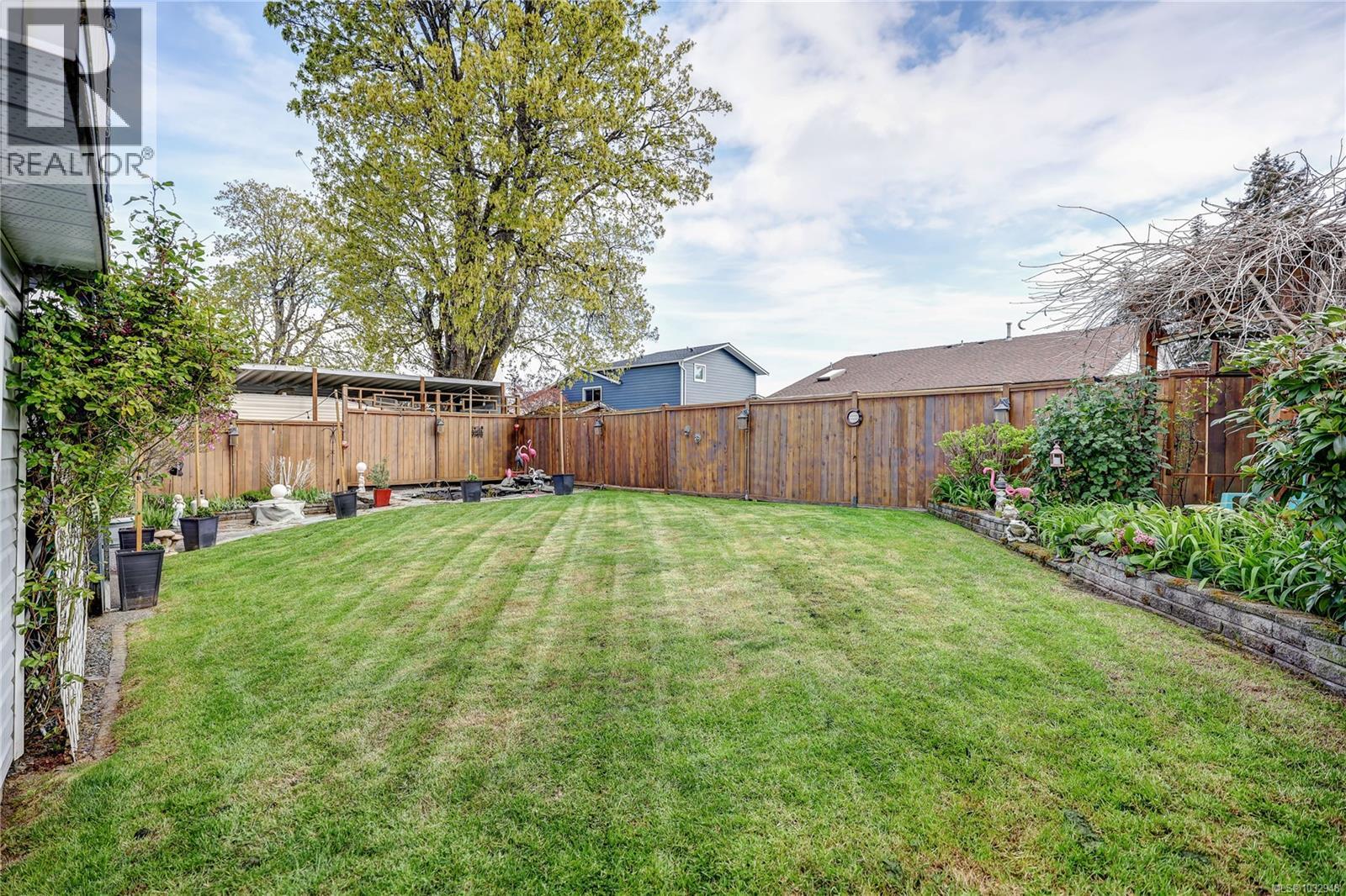 5954 Monashee Way - 51