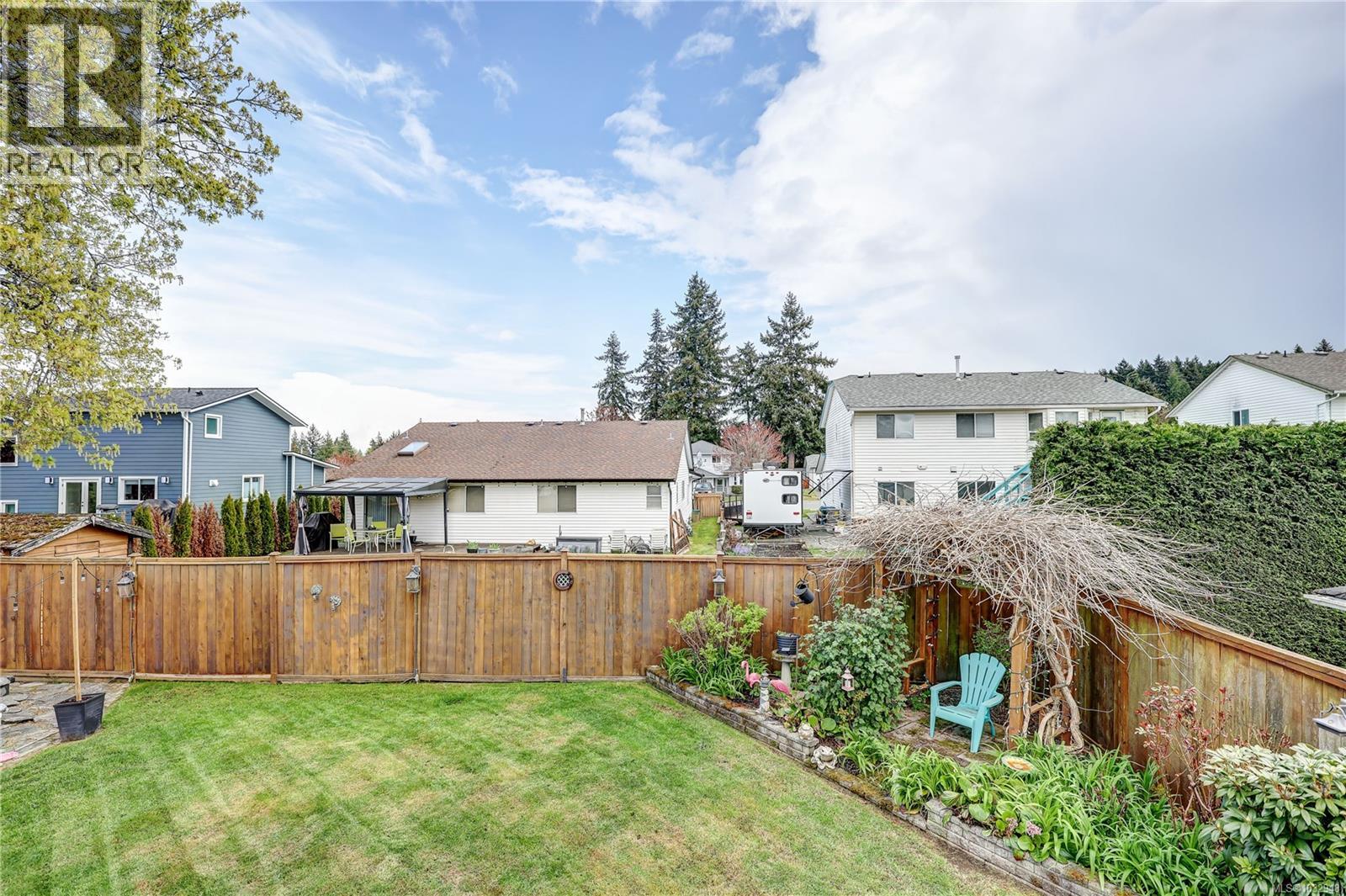 5954 Monashee Way - 53