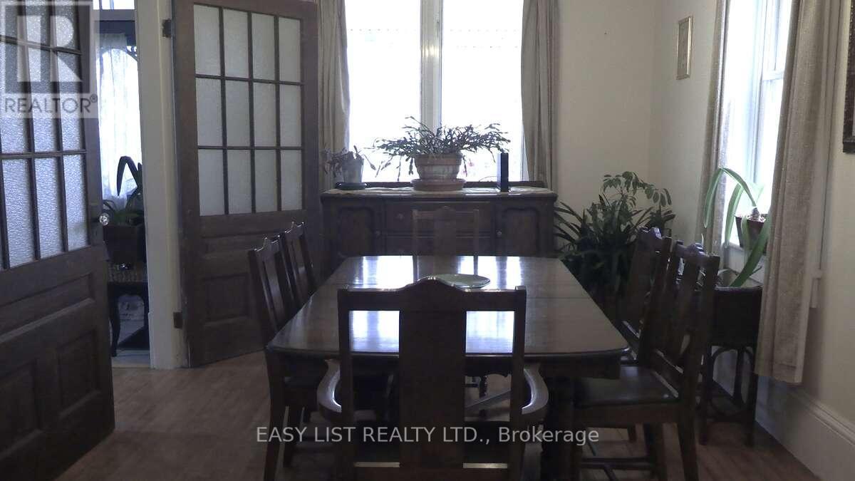 1104 COUNTY ROAD 16 - 6