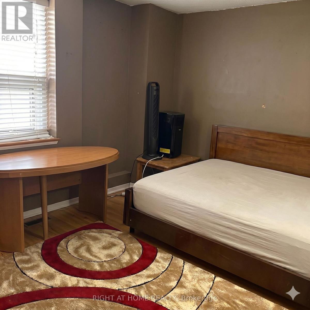 #1708 900 DYNES ROAD - 7
