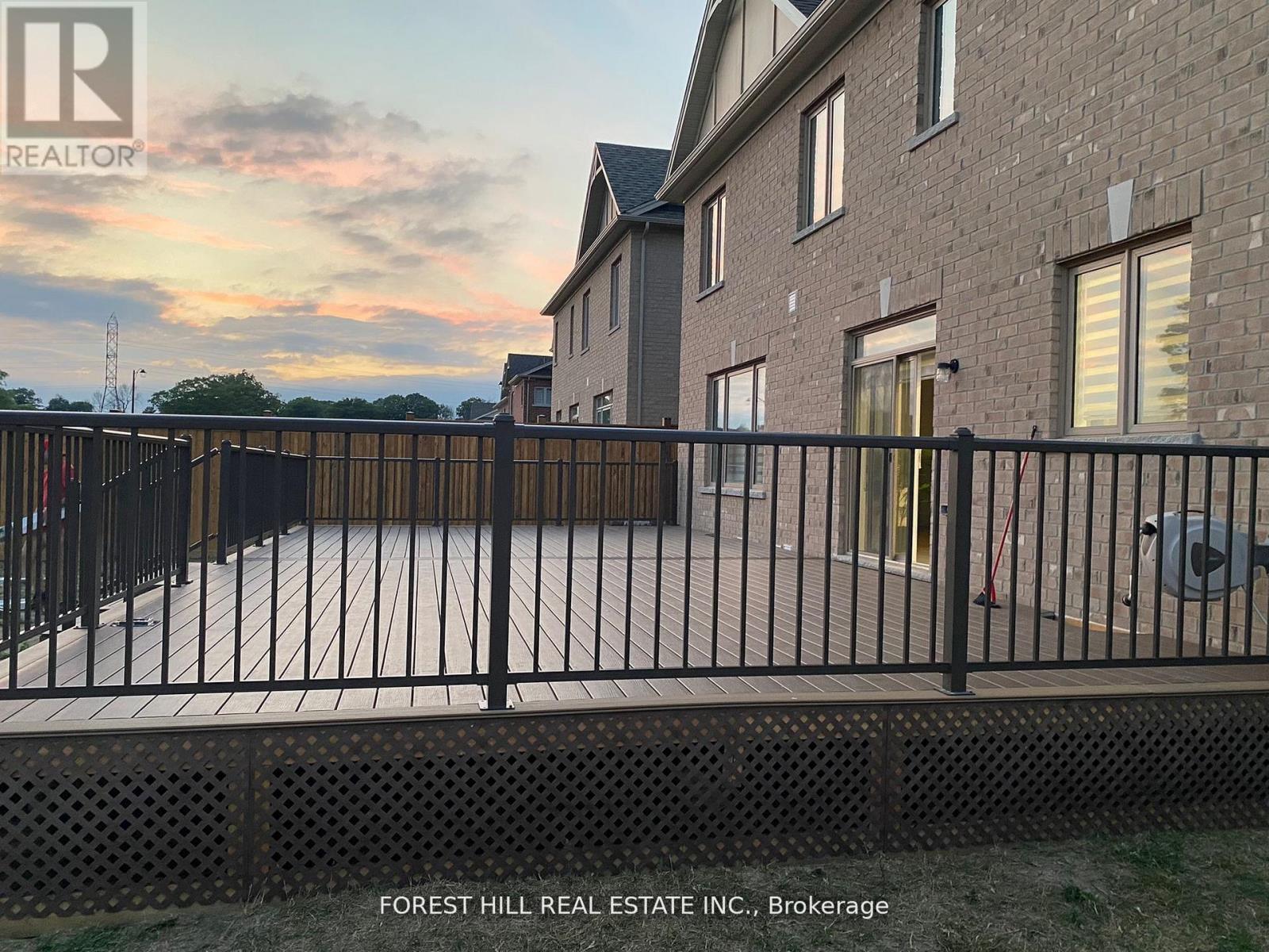 37 RUGMAN CRESCENT - 38