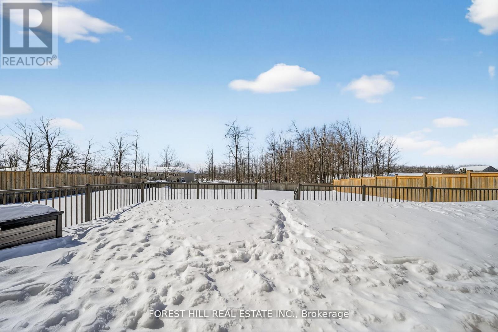 37 RUGMAN CRESCENT - 39