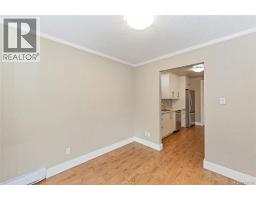 4 1945 Lisnoe Ave, Central Saanich, BC V8M1T2 Photo 13