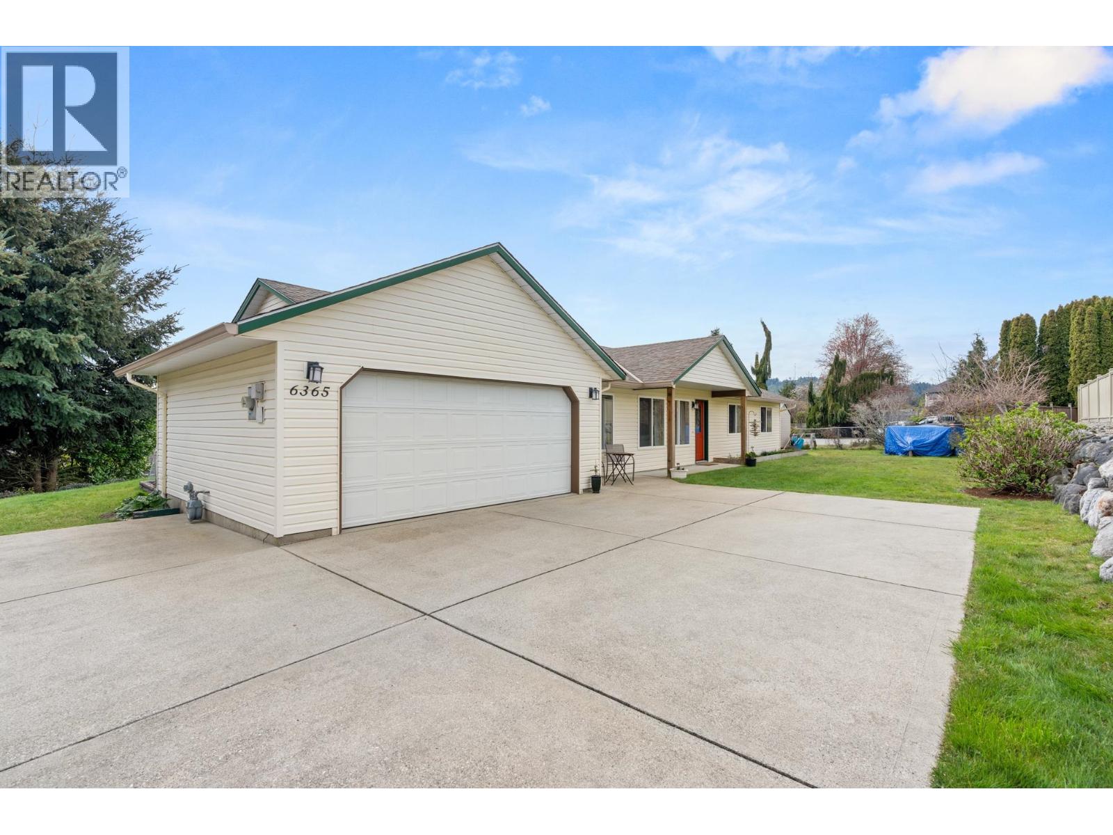 6365 HOMESTEAD Avenue - main photo