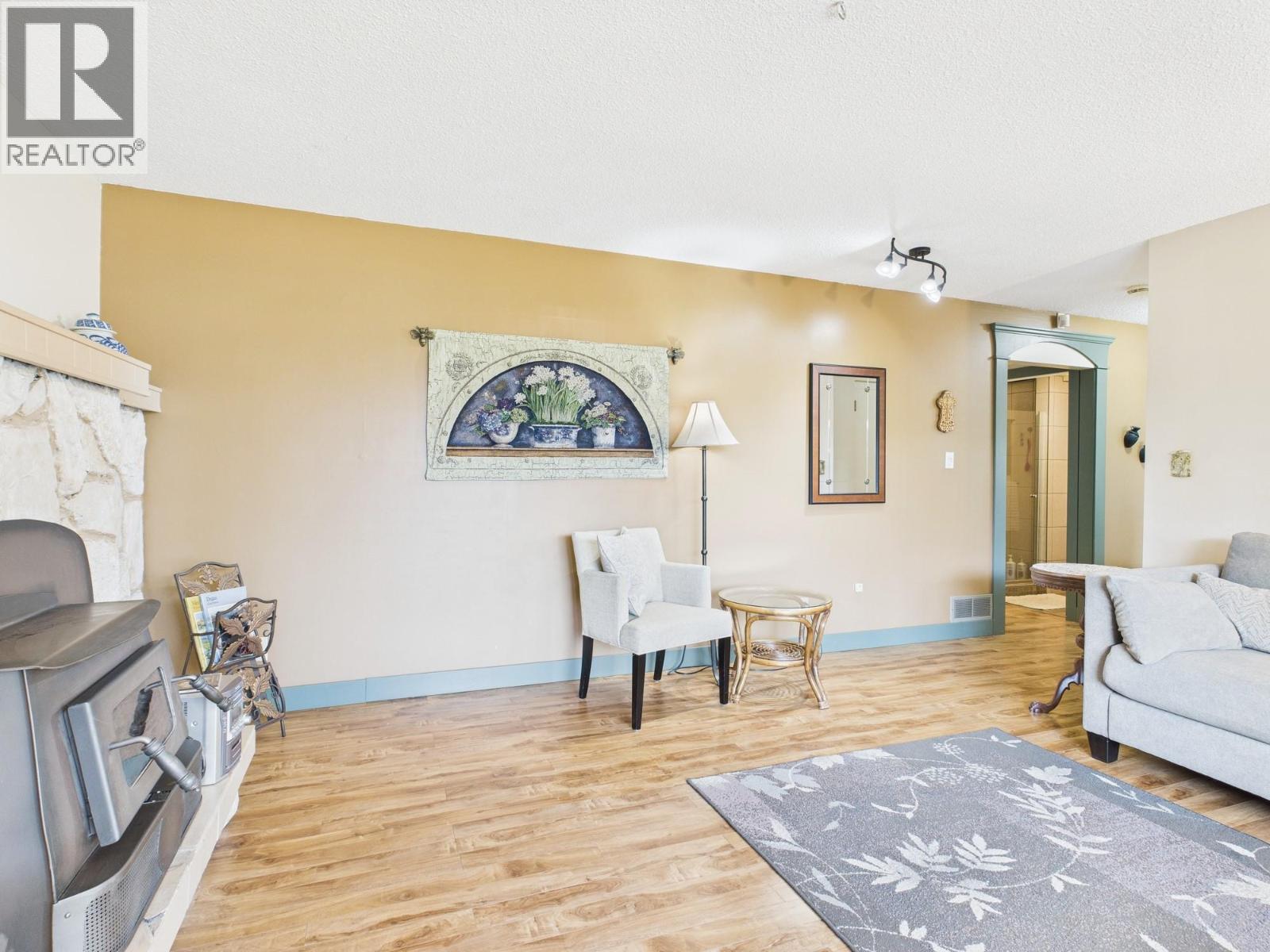  28 Finch Crescent, Osoyoos