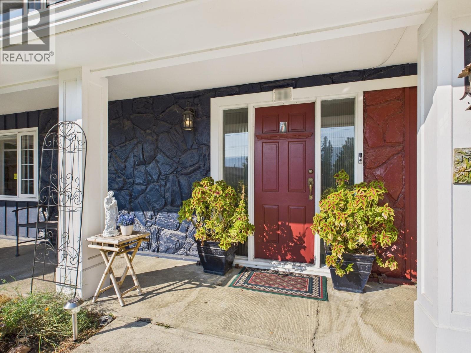  28 Finch Crescent, Osoyoos