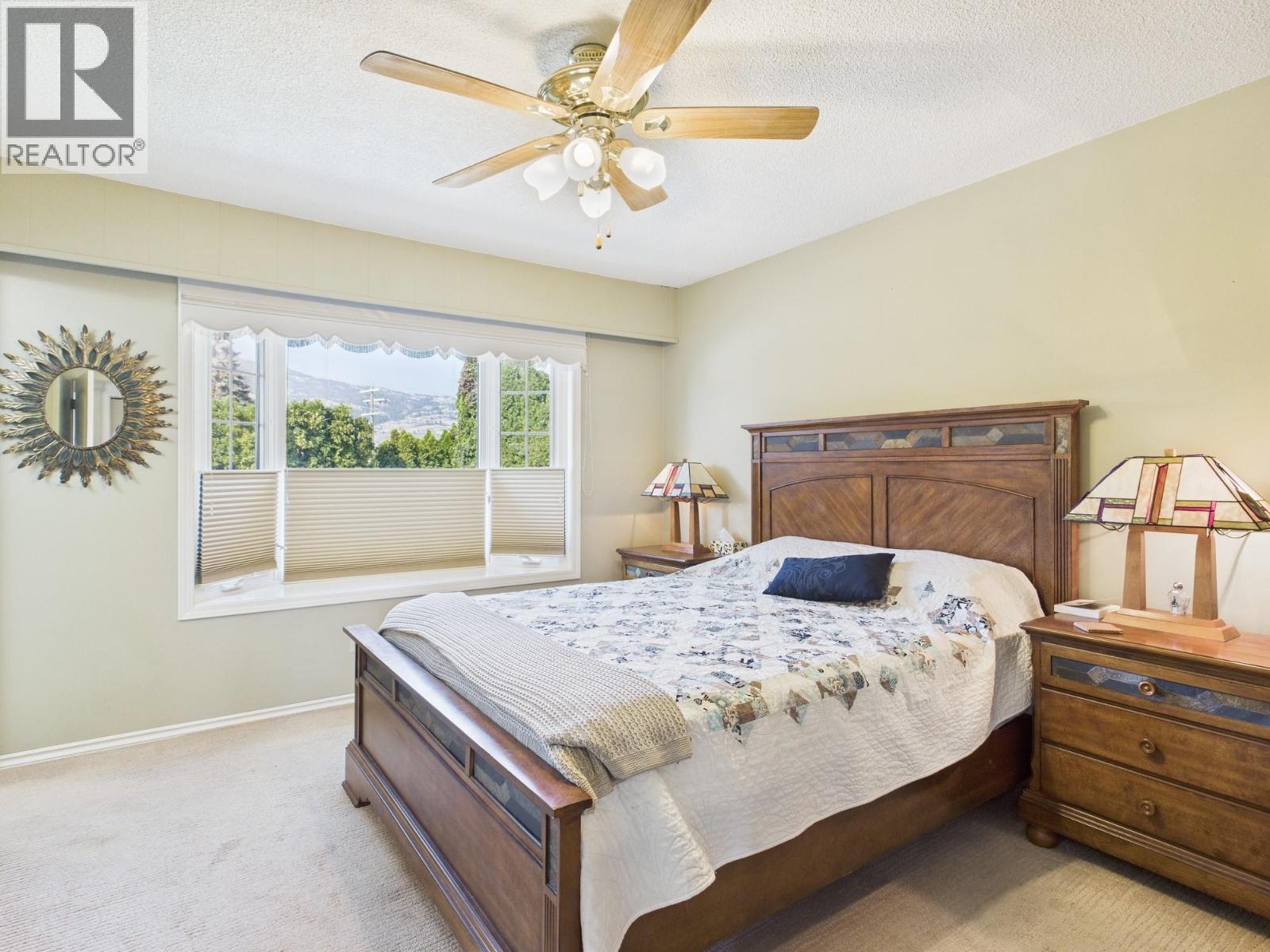  28 Finch Crescent, Osoyoos