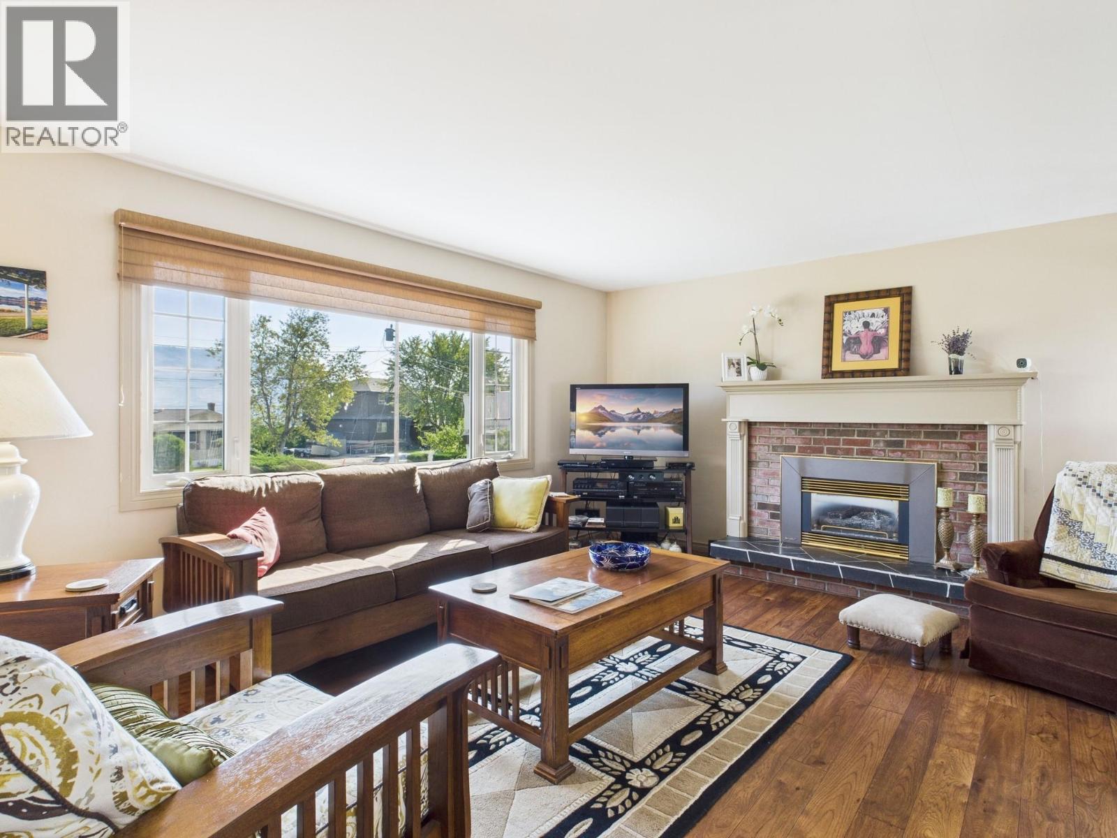  28 Finch Crescent, Osoyoos