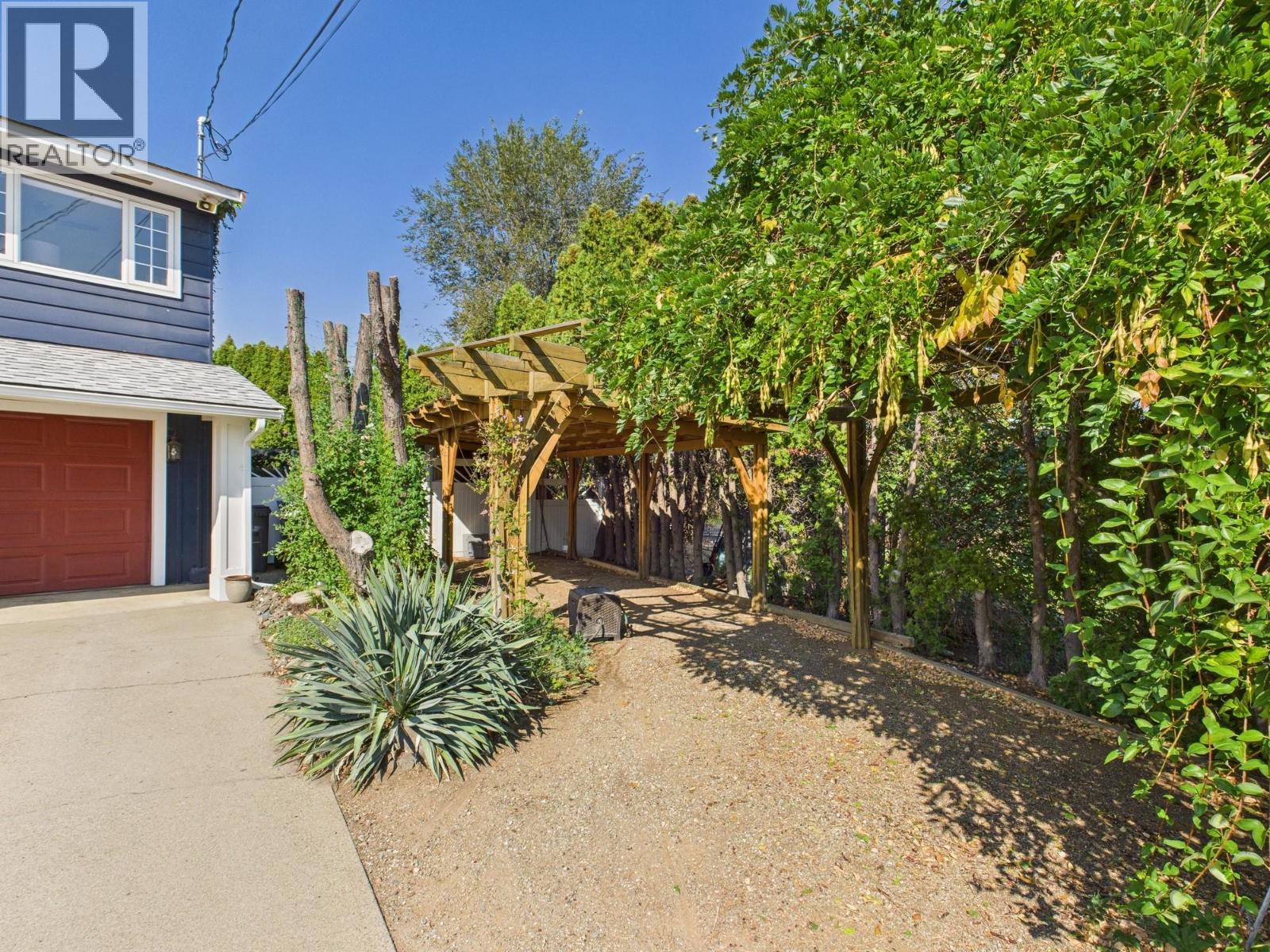  28 Finch Crescent, Osoyoos