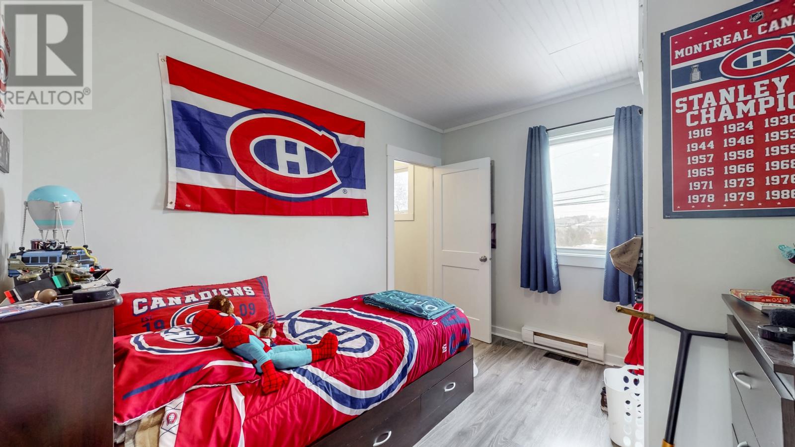 1464 TOPSAIL ROAD - 10