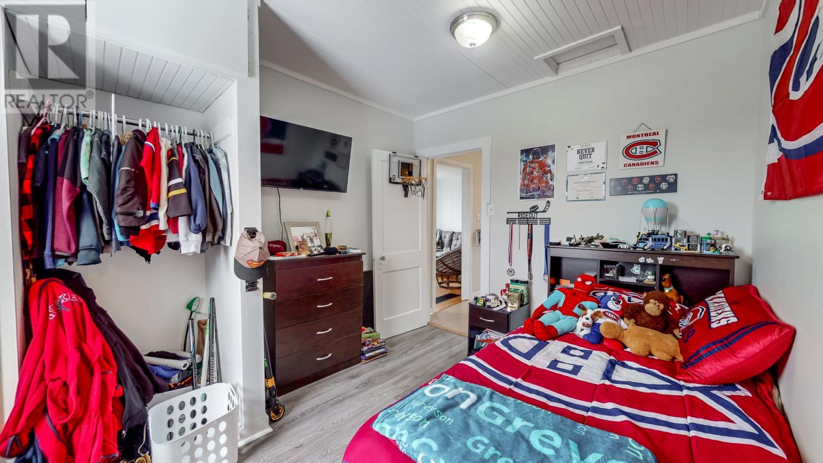 1464 TOPSAIL ROAD - 12