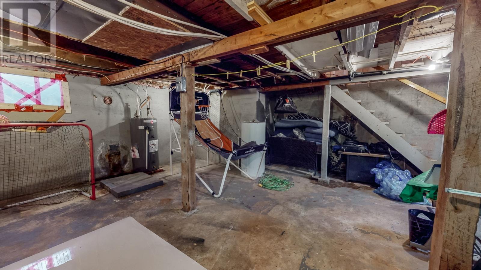 1464 TOPSAIL ROAD - 21