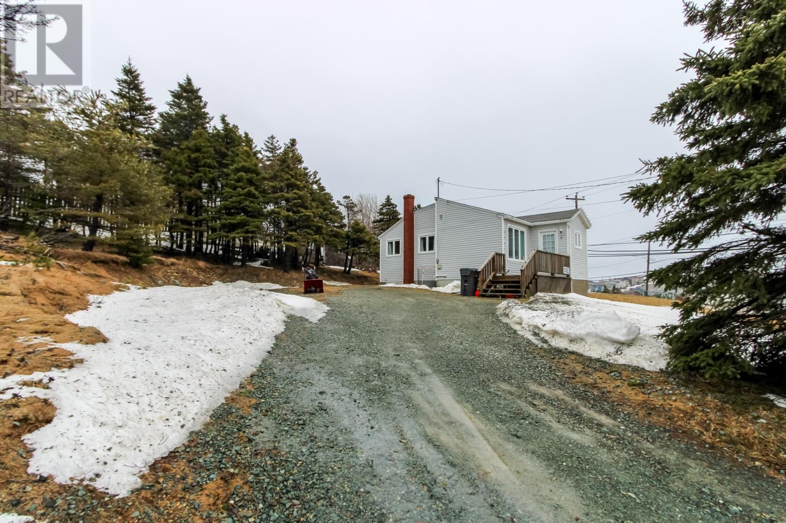 1464 TOPSAIL ROAD - 23
