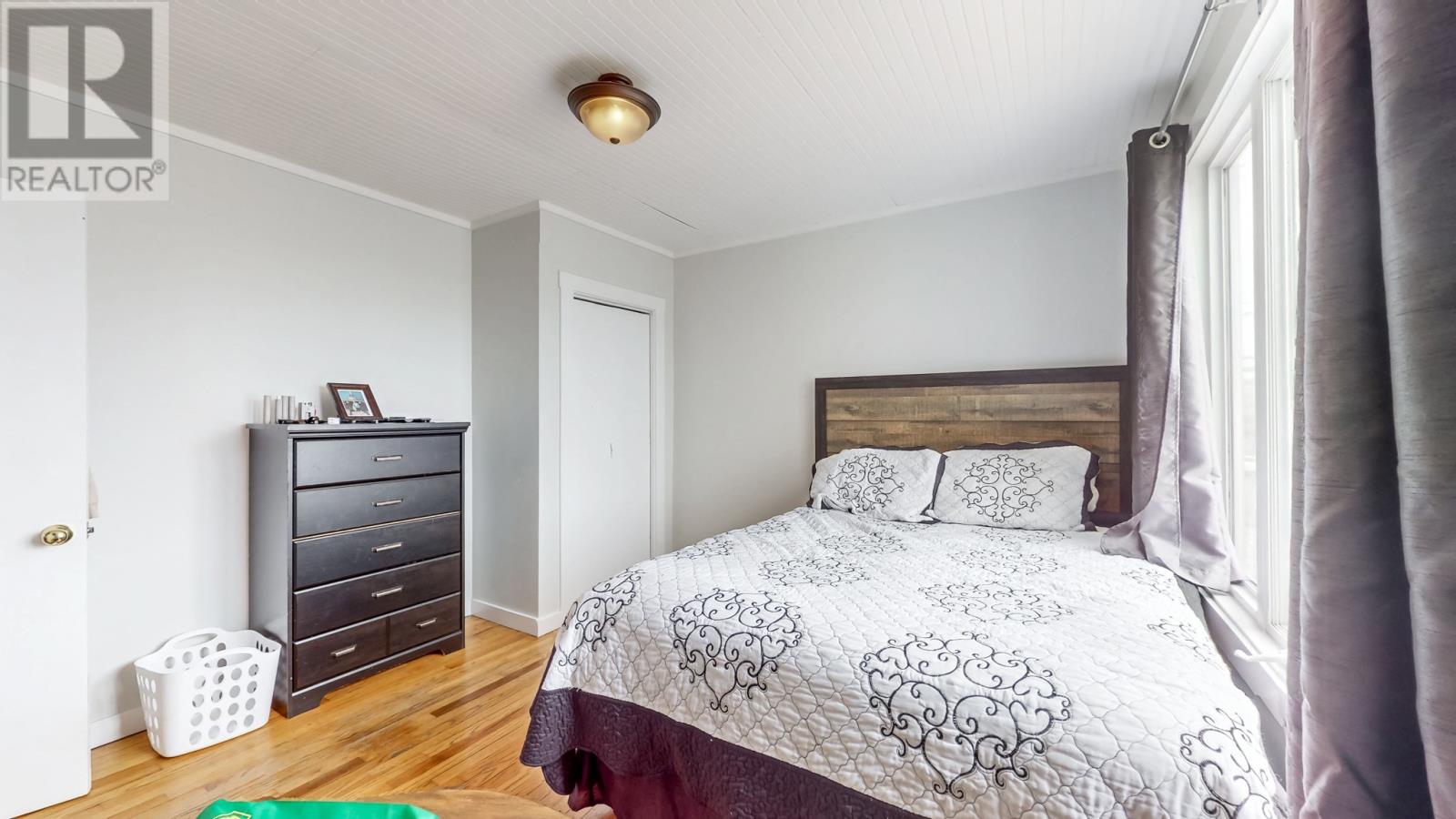 1464 TOPSAIL ROAD - 9