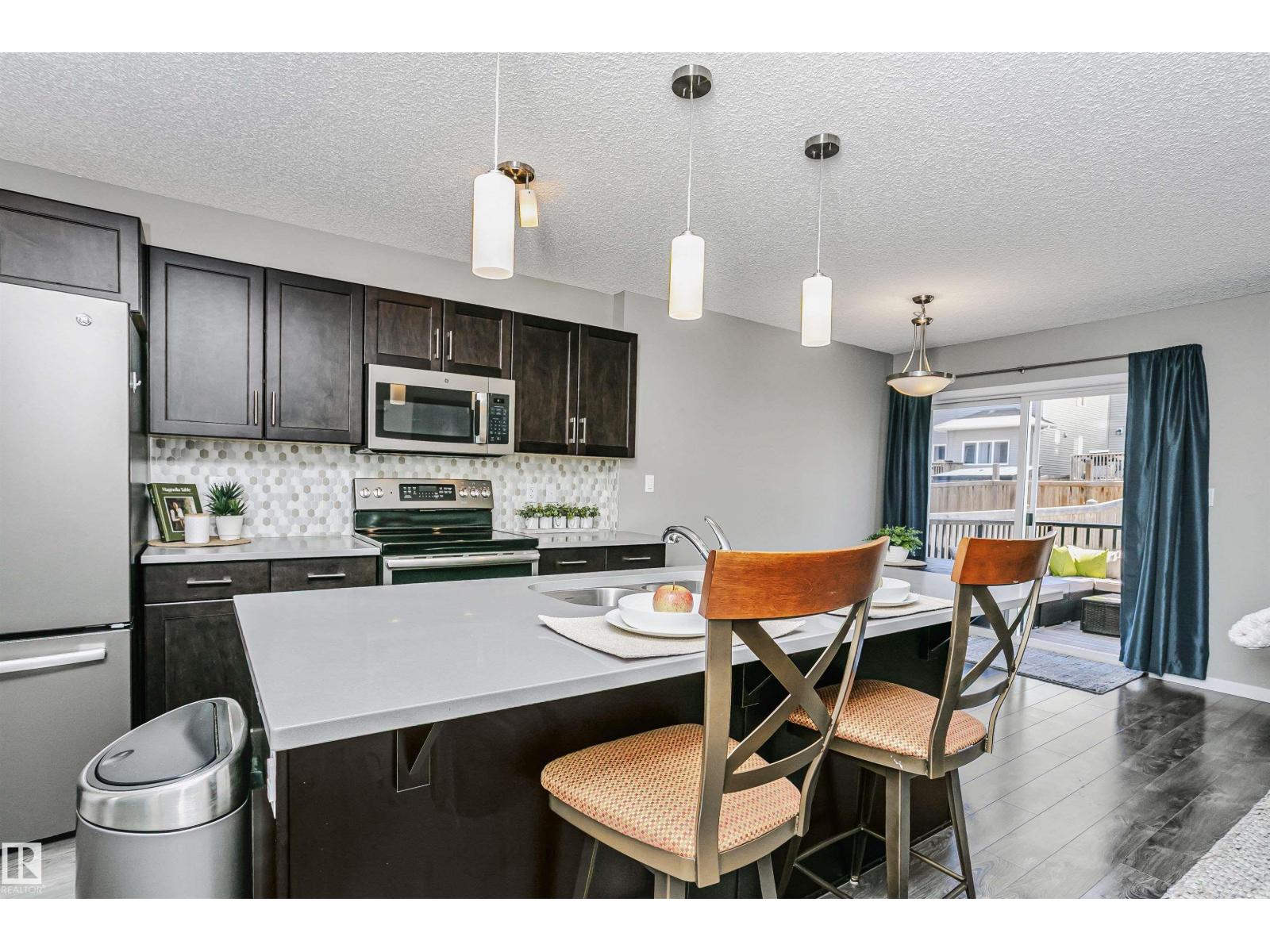 7280 Edgemont WY NW, Edmonton