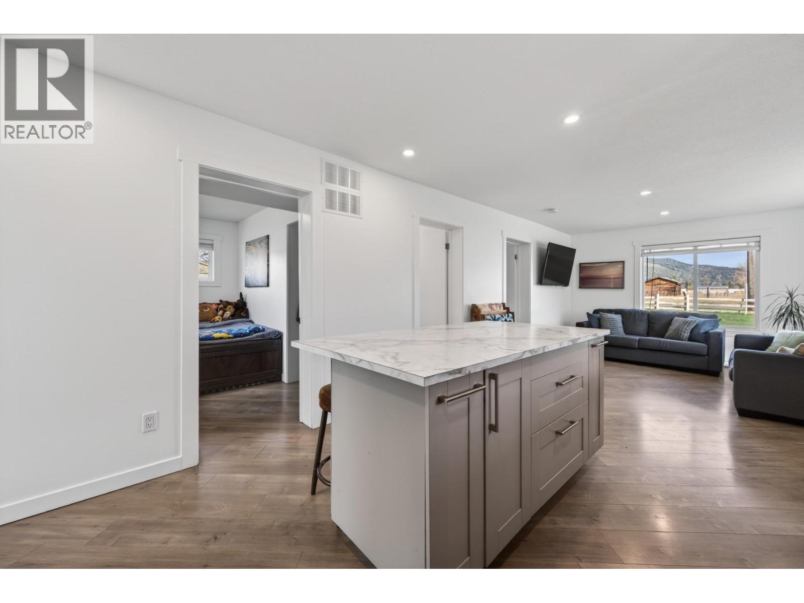 2205 COYLE Road - 16