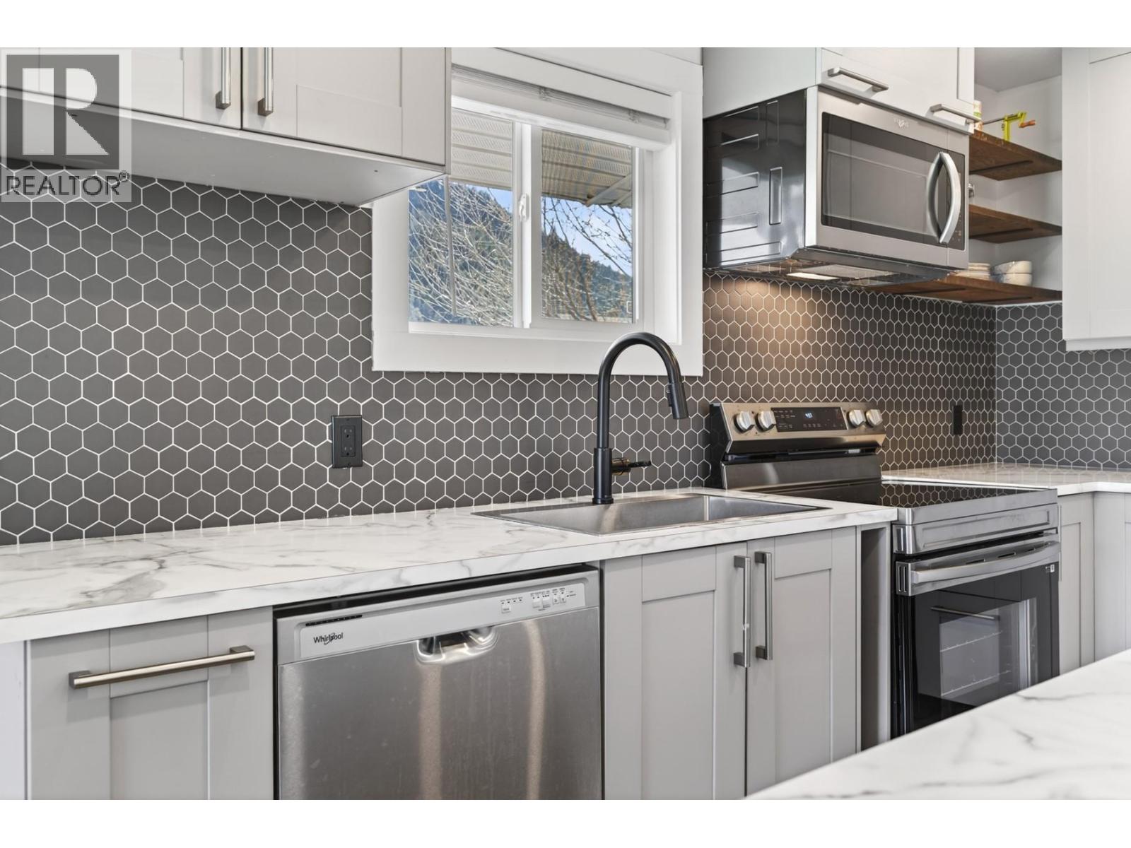 2205 COYLE Road - 11