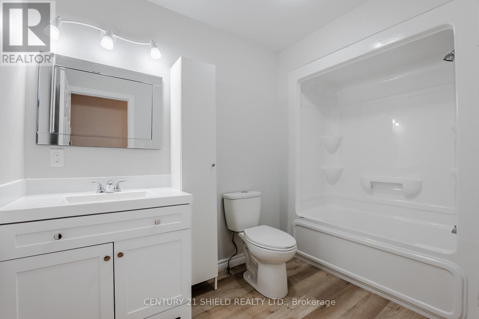 7 WILLIAM STREET — photo 14