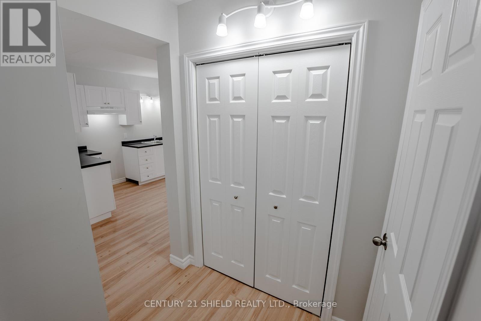 7 WILLIAM STREET — photo 26