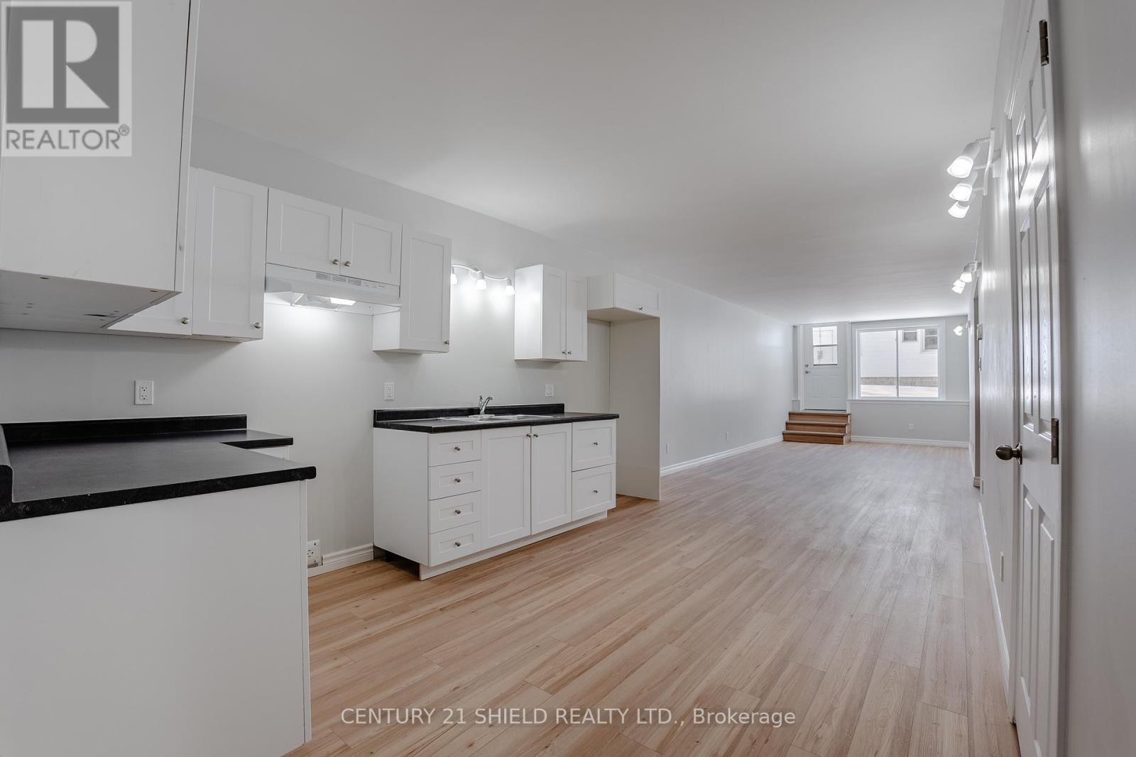 7 WILLIAM STREET — photo 29