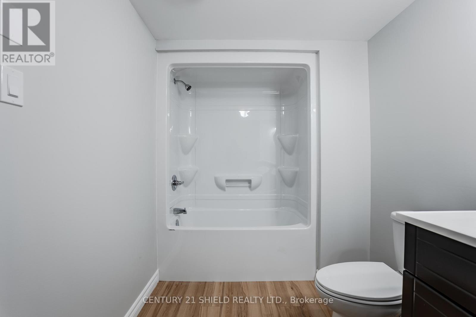 7 WILLIAM STREET — photo 38