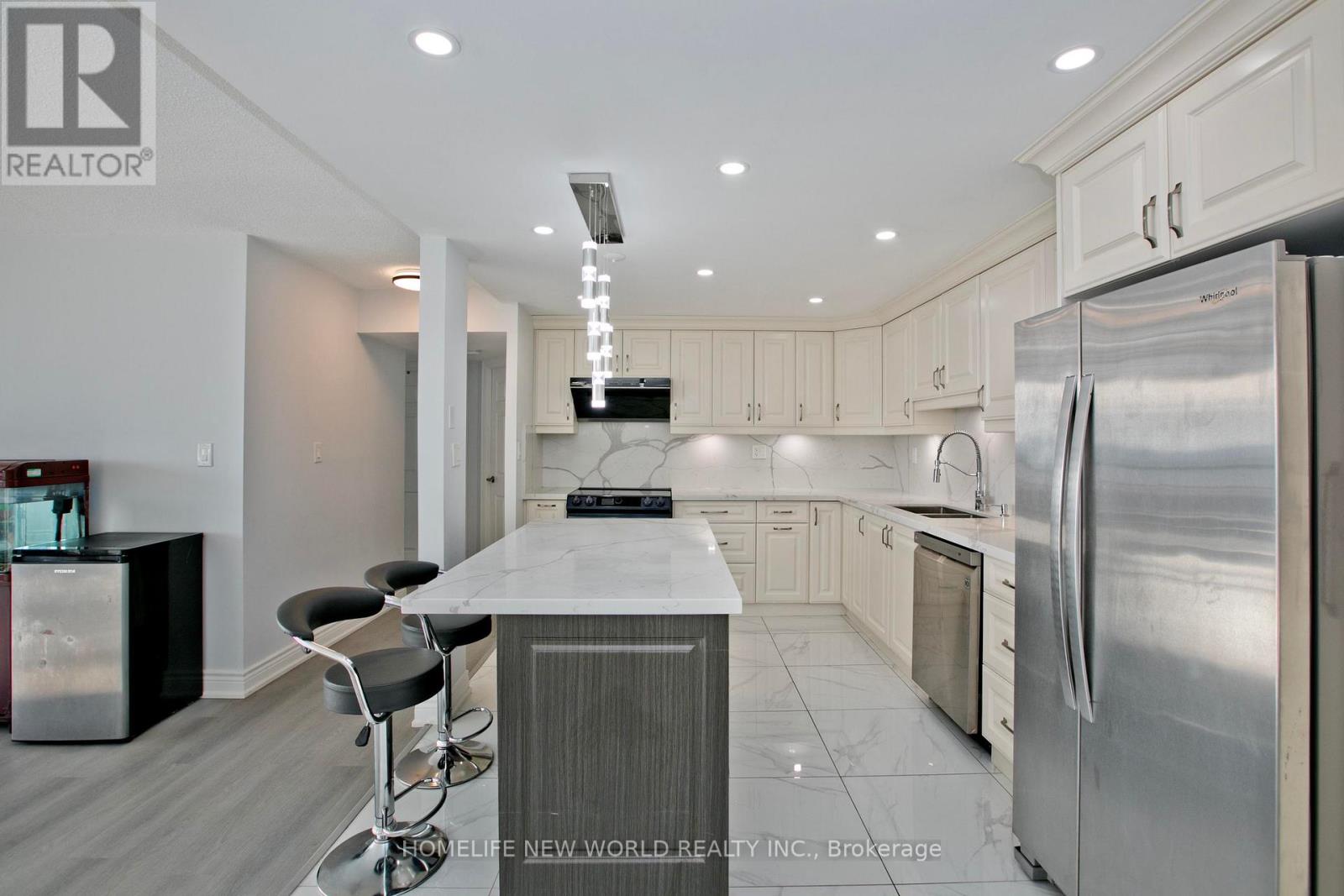 #2117 75 BAMBURGH CIRCLE - 12