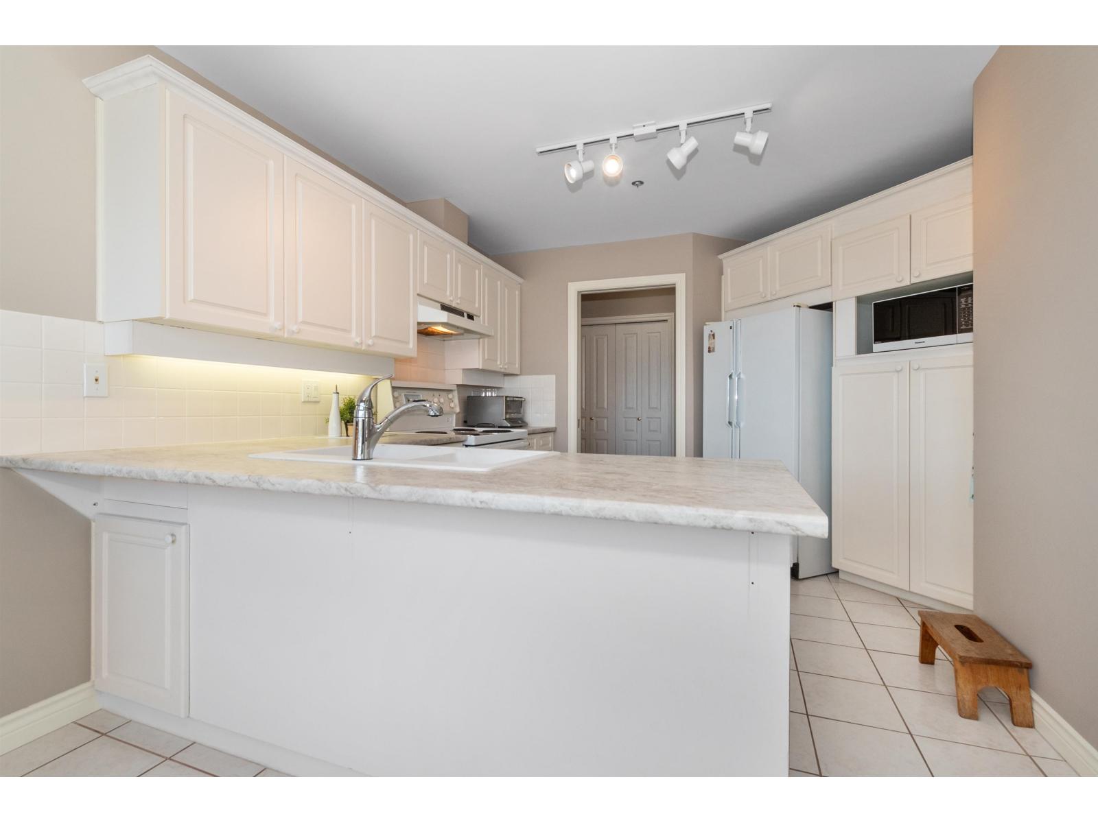 201 45734 PATTEN AVENUE, Chilliwack Downtown — photo 14