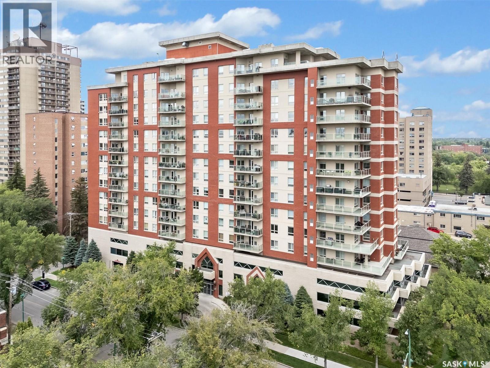 #702 902 SPADINA CRESCENT E - Image 3