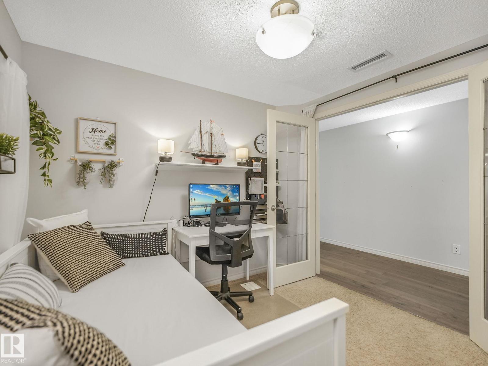 #908 10303 111 ST NW, Edmonton