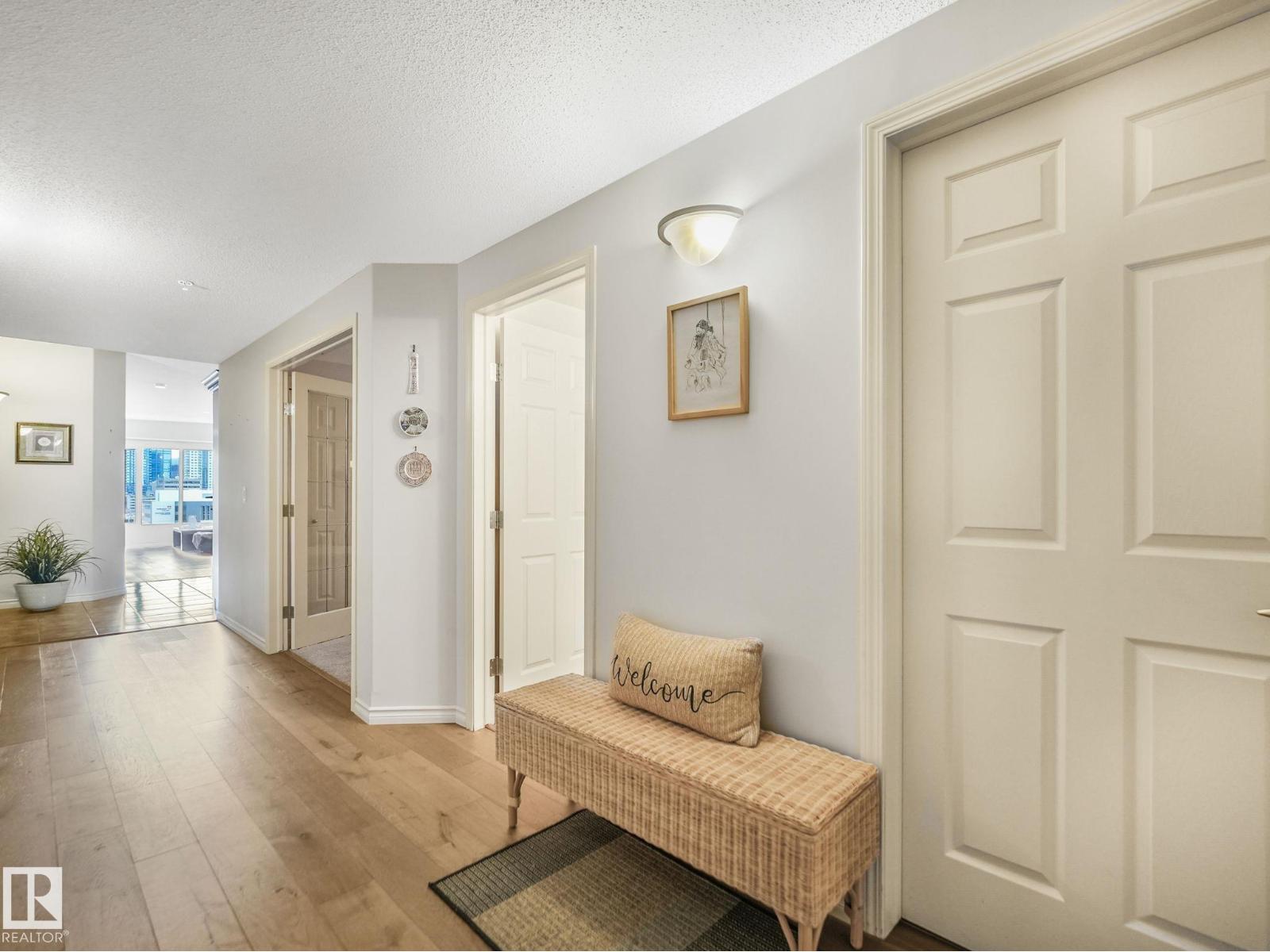 #908 10303 111 ST NW, Edmonton