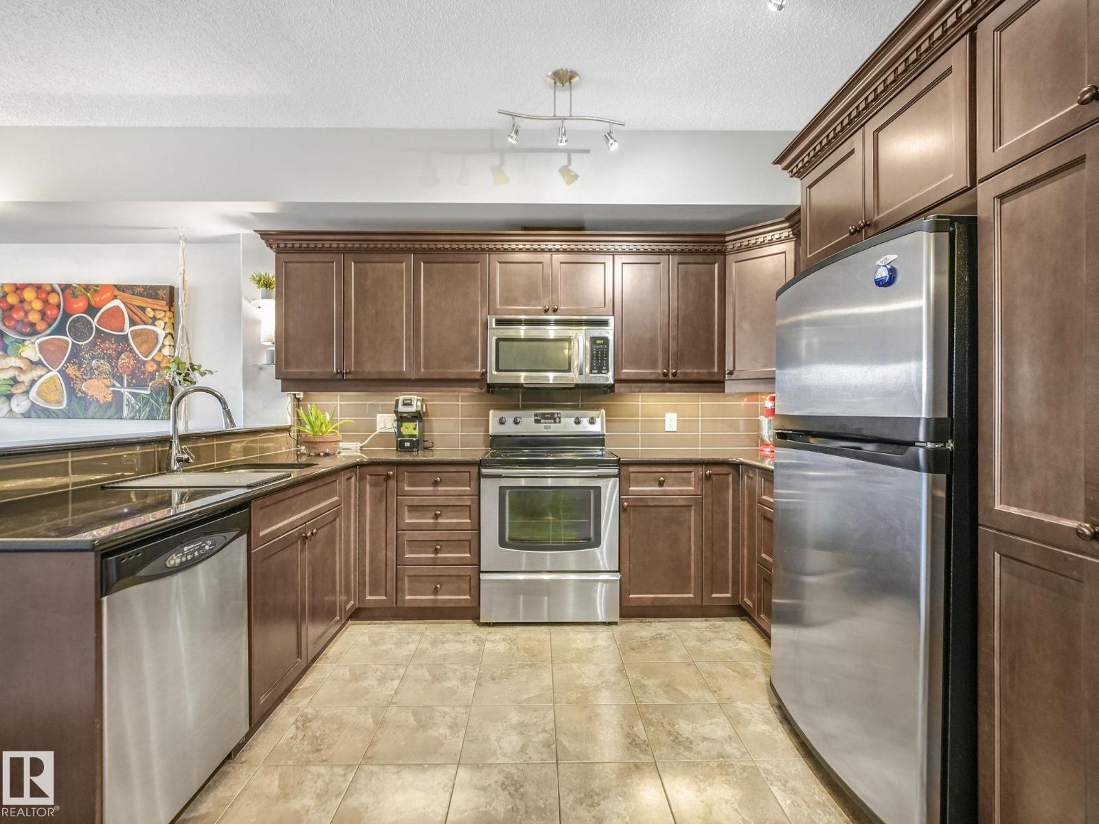 #908 10303 111 ST NW, Edmonton