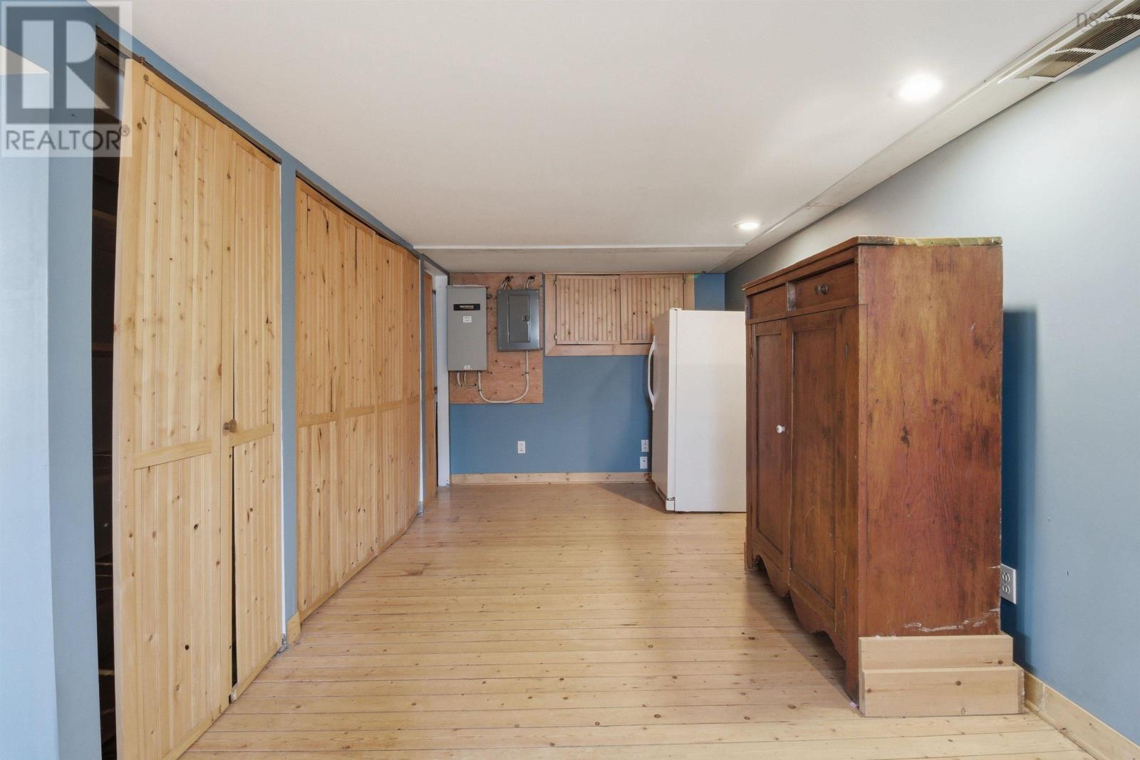 Property 25 of 36 of 11 Maple Grove Avenue