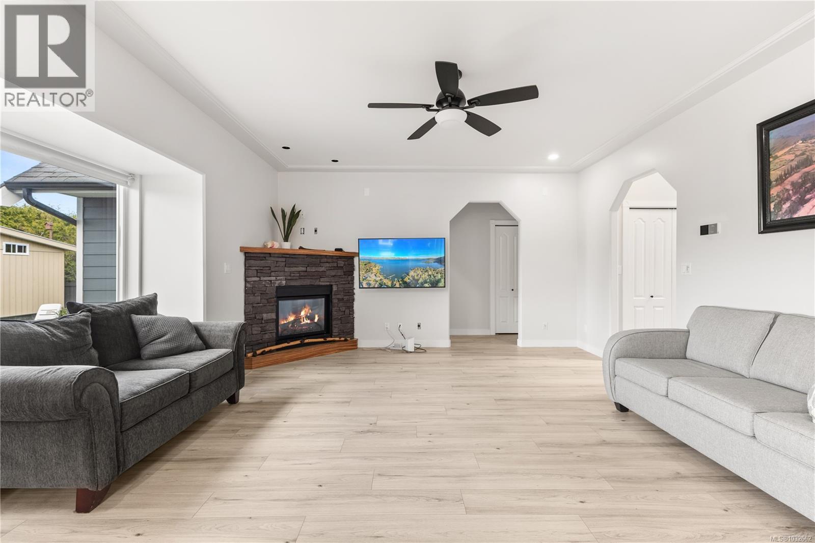 2180 Forest Grove Dr - 10