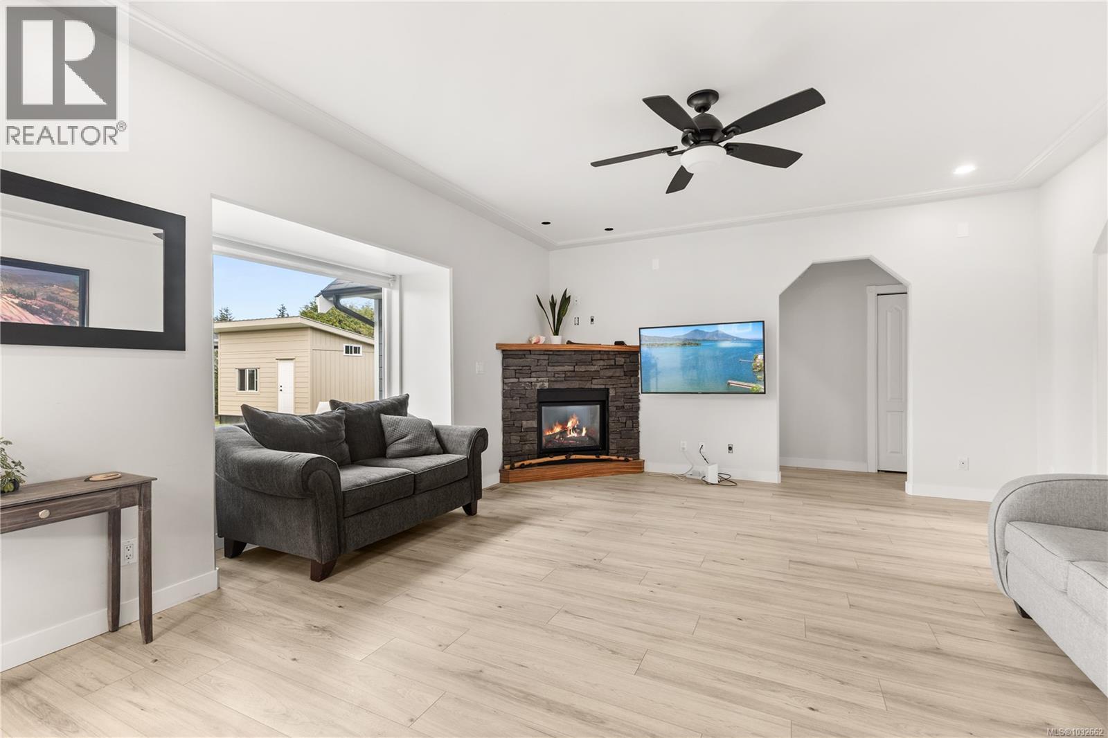 2180 Forest Grove Dr - 11