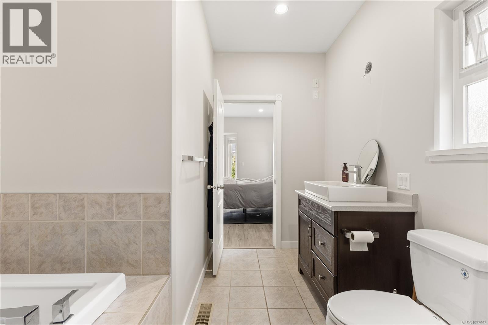 2180 Forest Grove Dr - 20