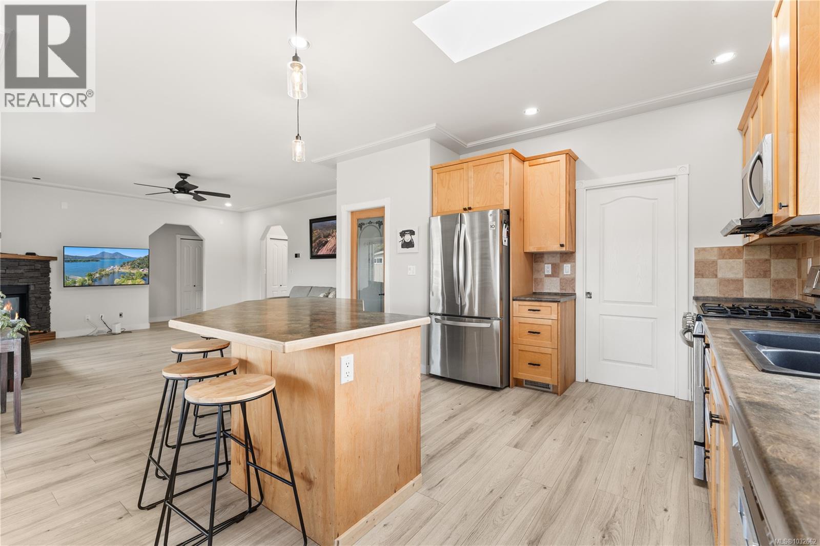 2180 Forest Grove Dr - 6