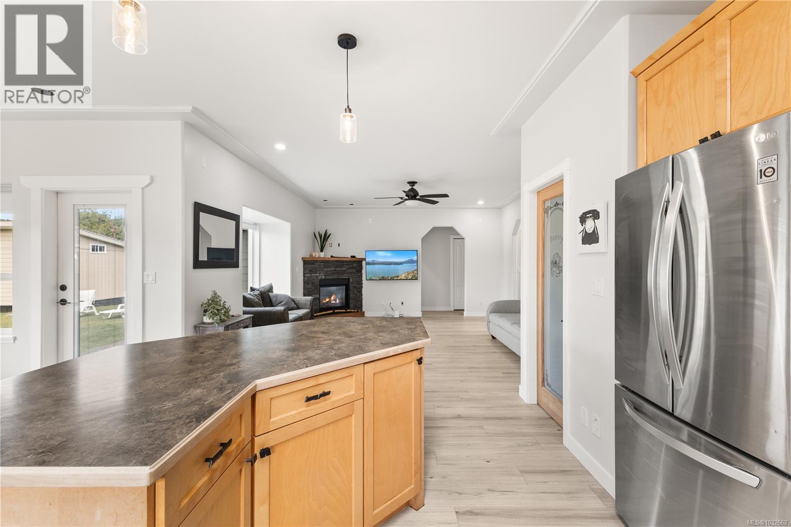 2180 Forest Grove Dr - 7