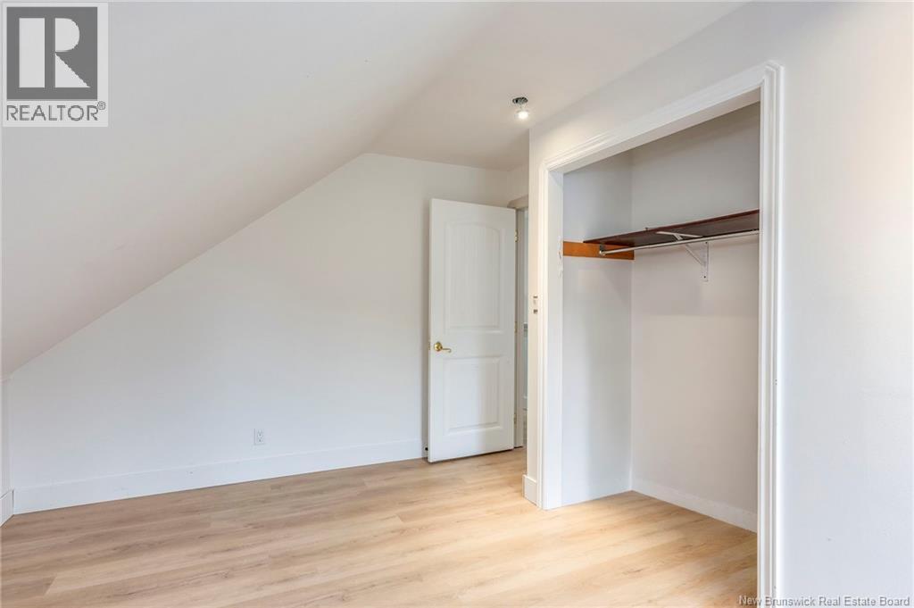 771 Bay Street - 32