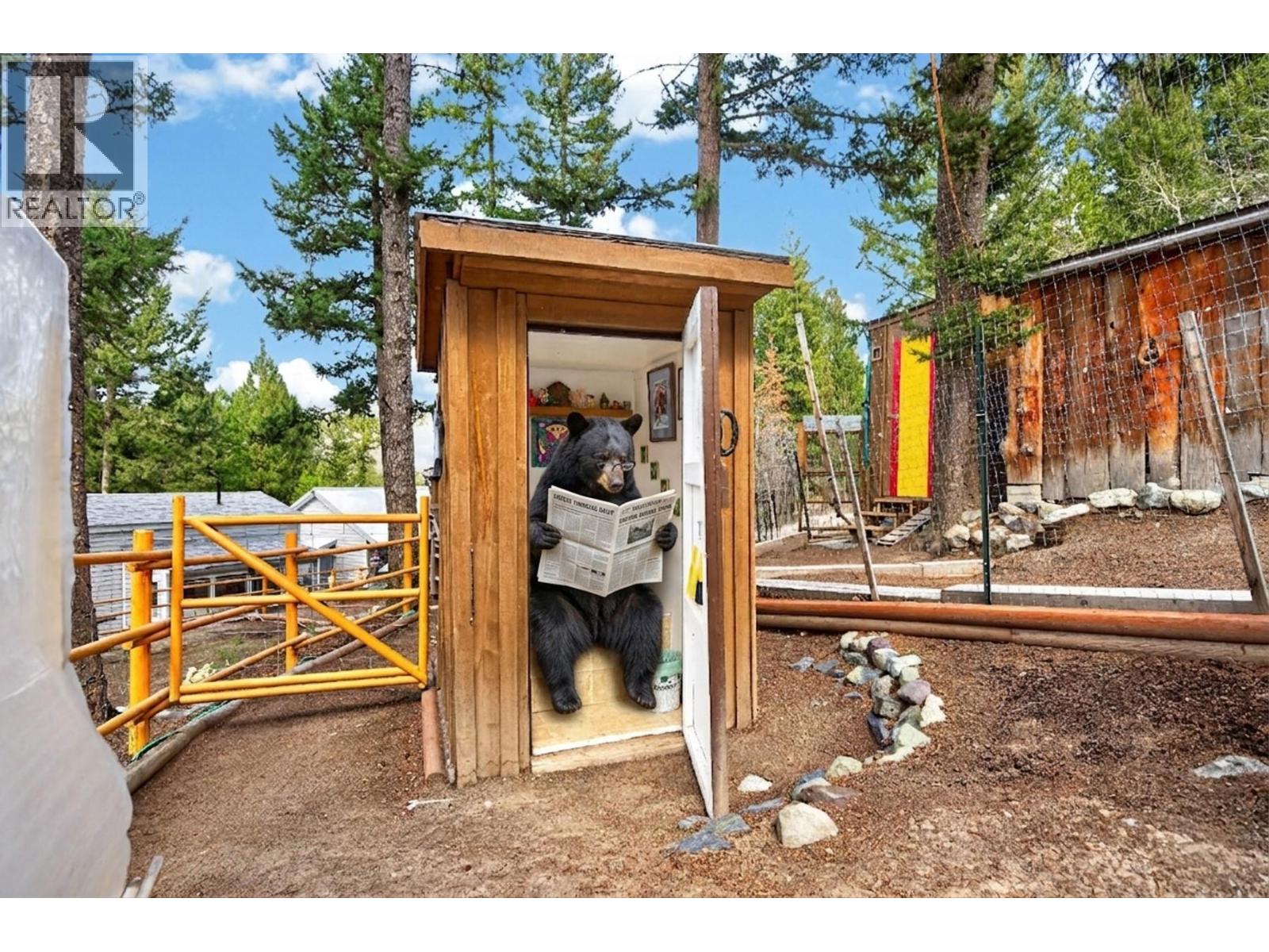 4472 IRON MOUNTAIN Road, Merritt