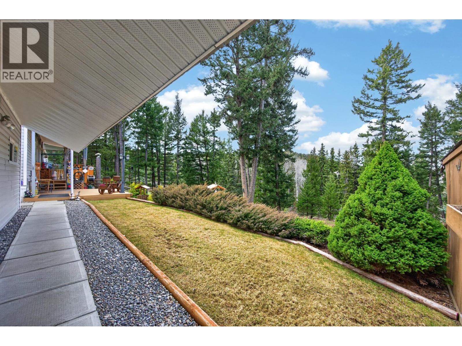 4472 IRON MOUNTAIN Road, Merritt
