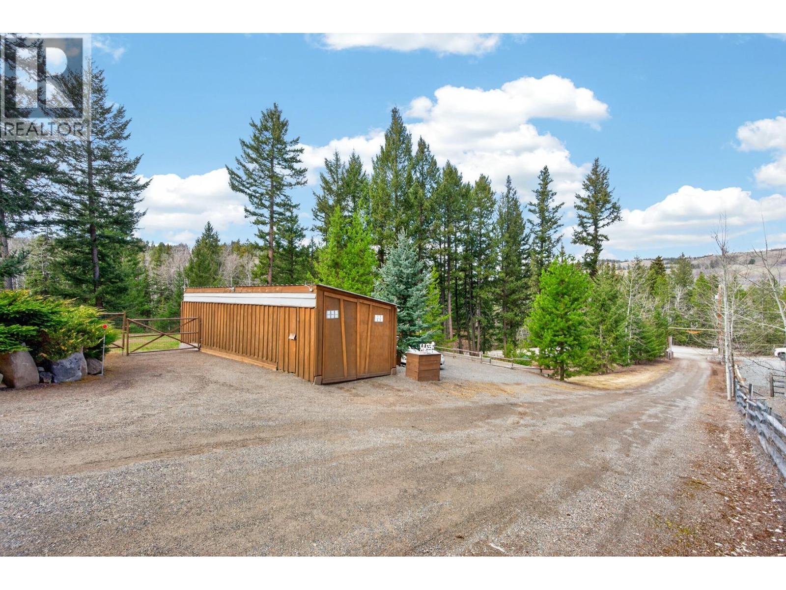 4472 IRON MOUNTAIN Road, Merritt