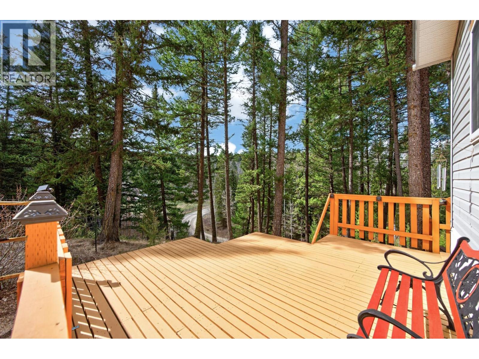 4472 IRON MOUNTAIN Road, Merritt