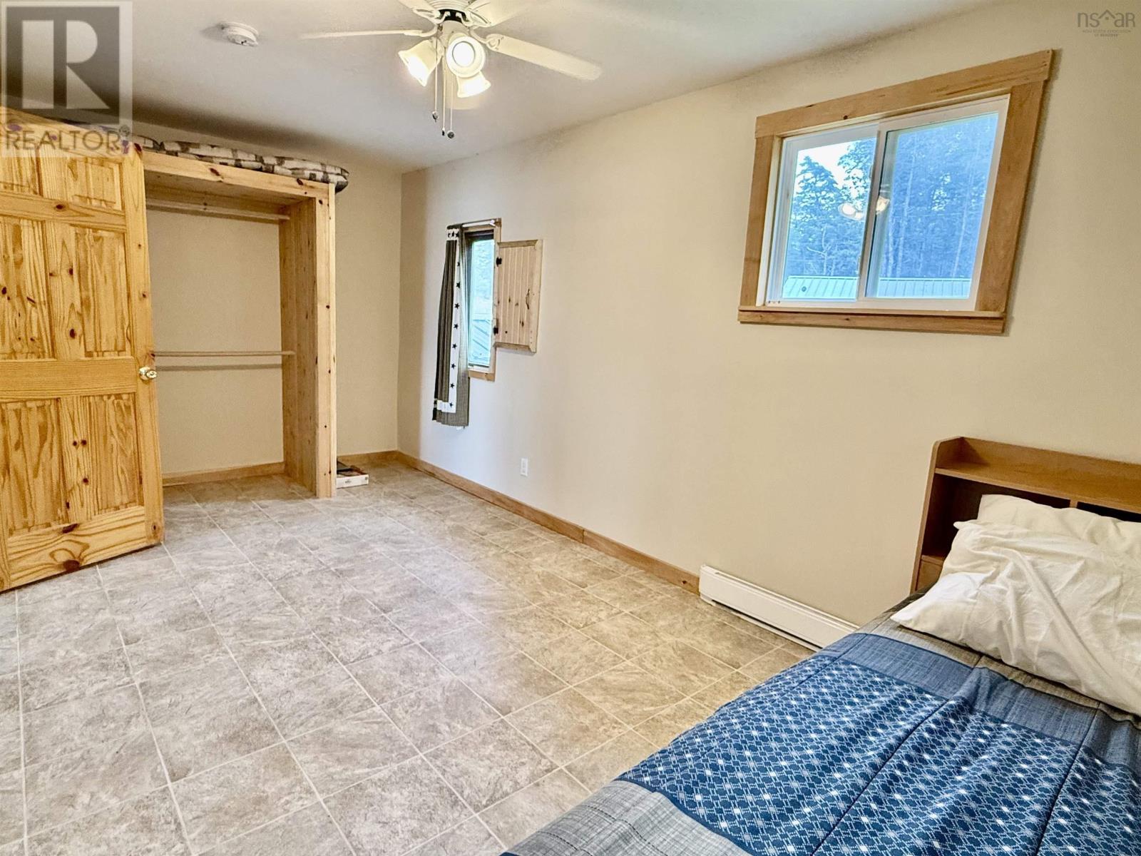 Property 21 of 32 of 225 Hemlock Haven