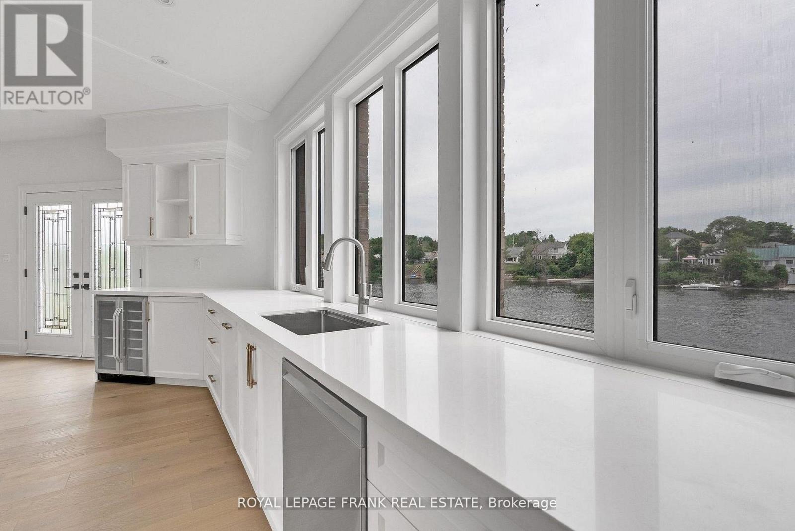 42 POND STREET - Image 15