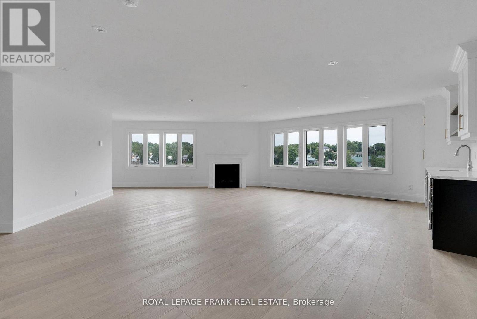 42 POND STREET - Image 18